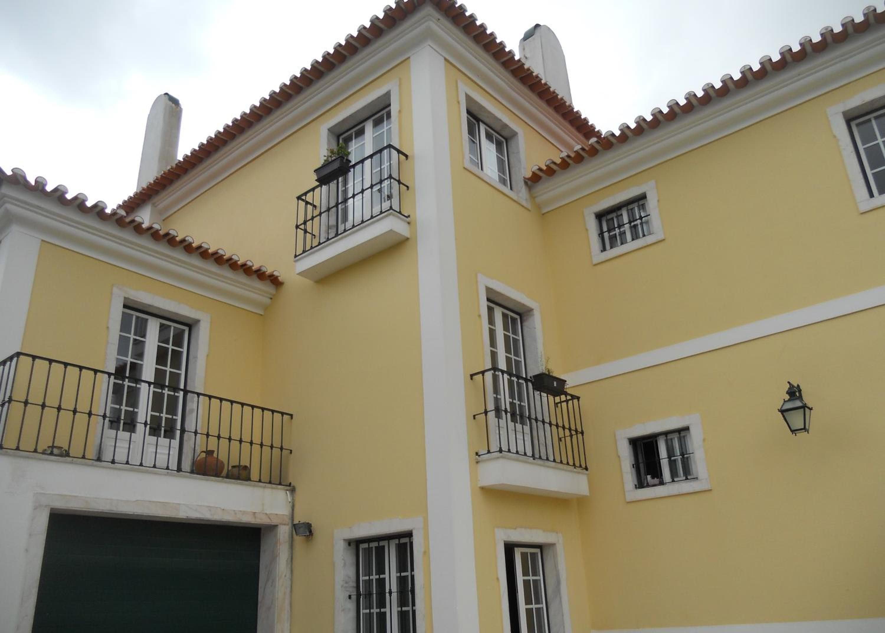 Galo Preto - Sintra Guesthouse