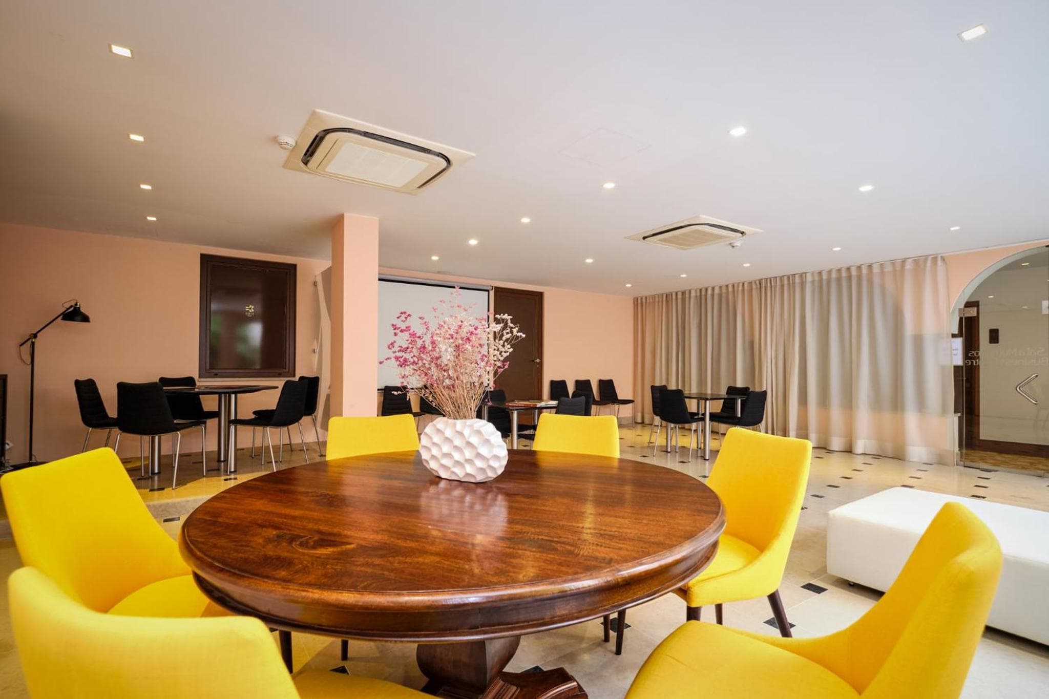 meeting & event spaces