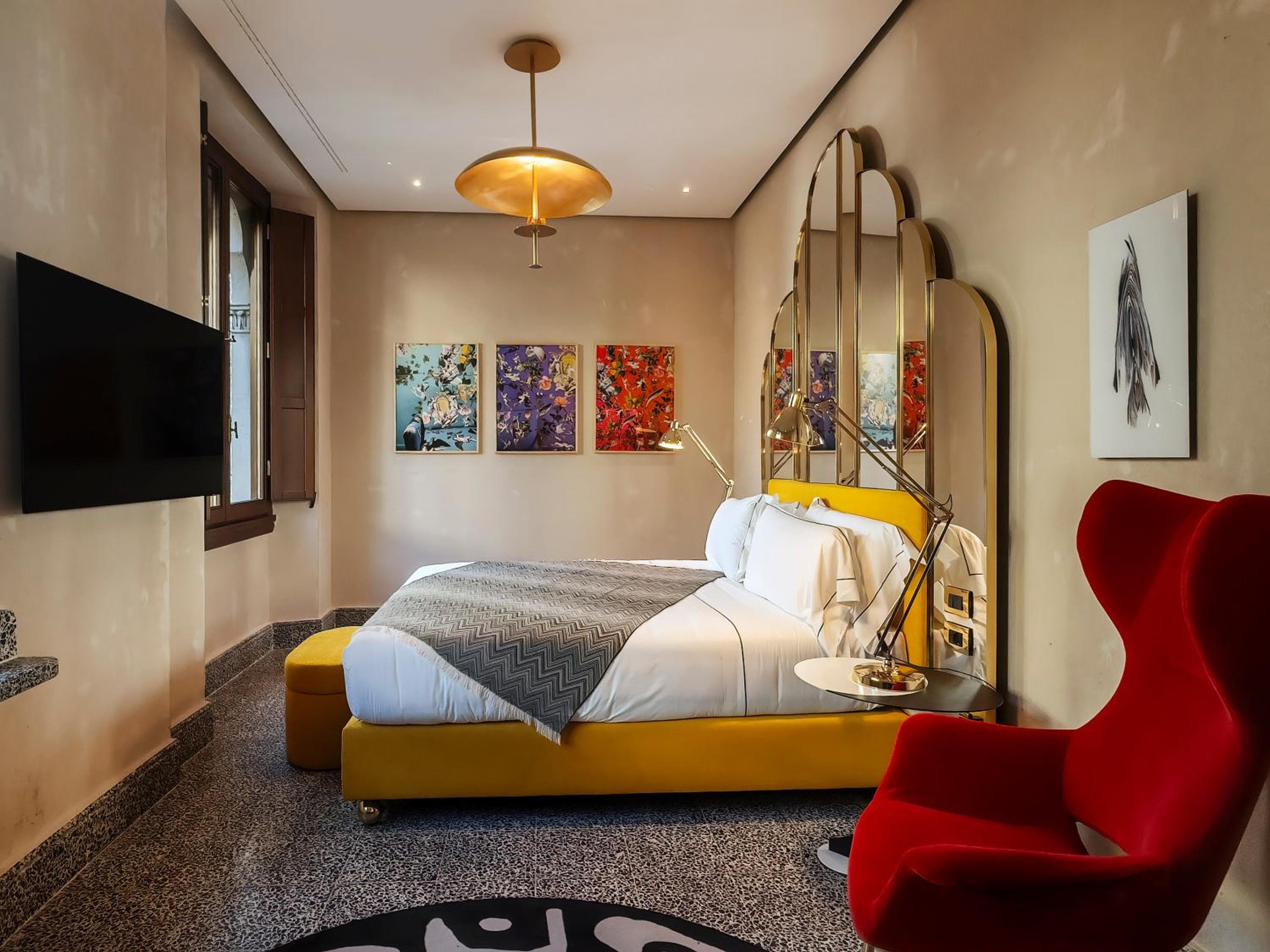 hotel room