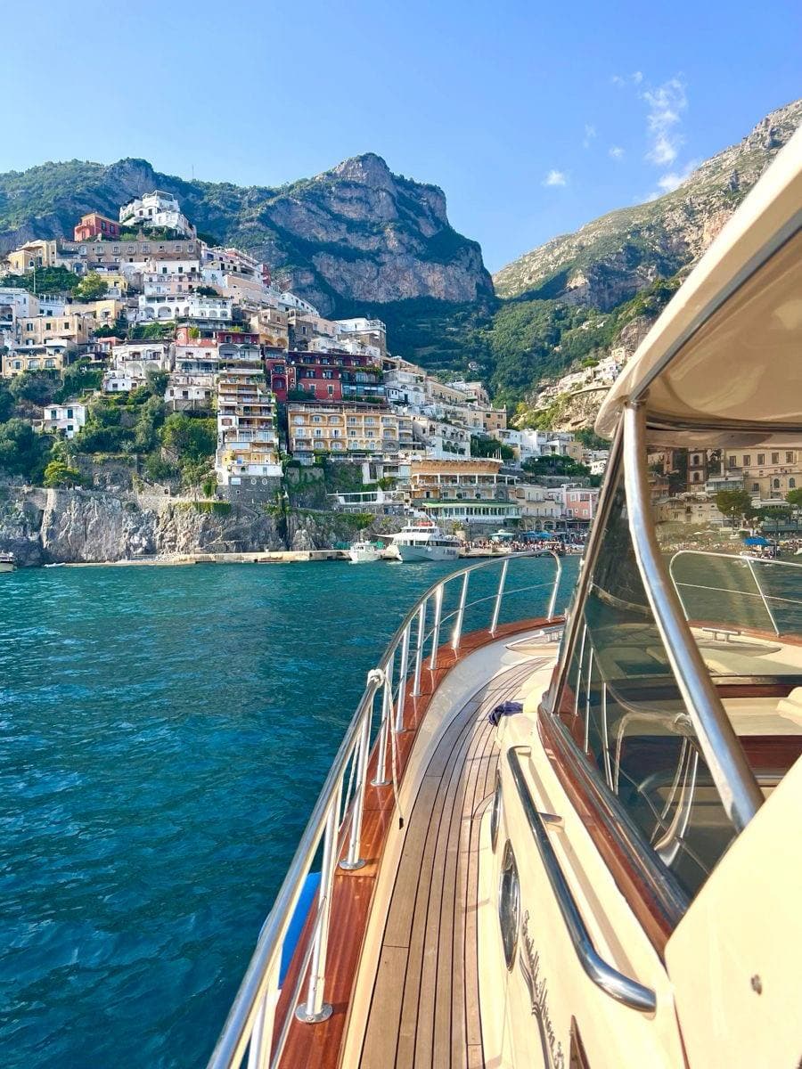 Boat Tour of Amalfi Coast :Positano & Amalfi